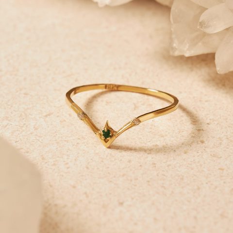 La magia también radica en las nuevas cosas como esta bella pieza con piedras naturales🌈 Realiz (1)