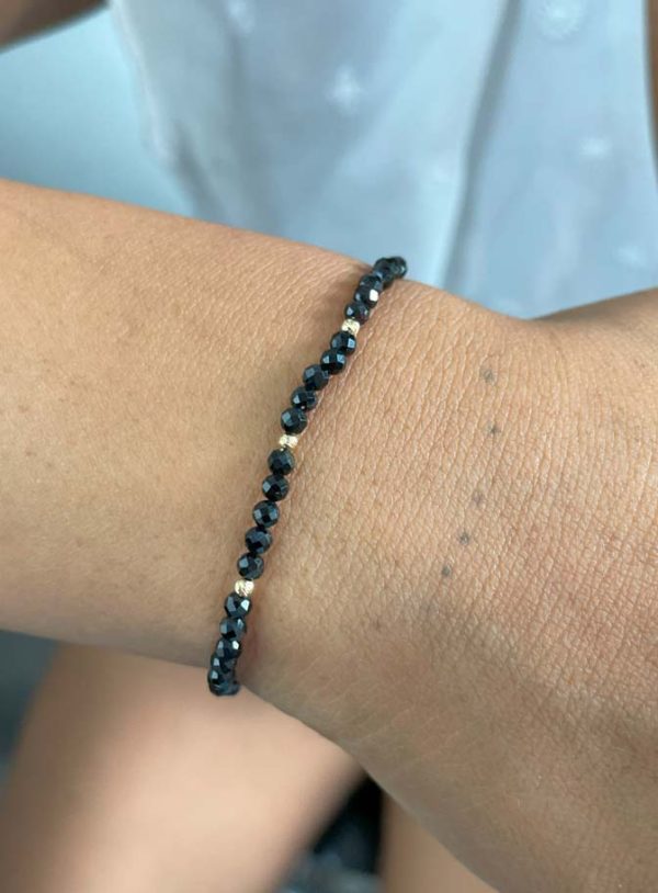 Pulsera Espinela Negra Oro 18K