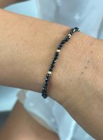 Pulsera Espinela Negra Oro 18K