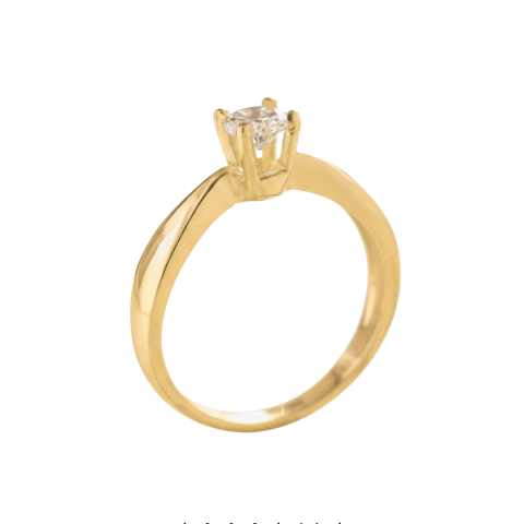 Anillo Diana en Oro Amarillo 18K con Moissanite