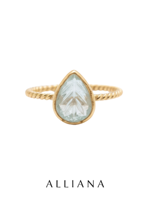 Anillo Eclat en Oro Amarillo 18k con Aguamarina Natural