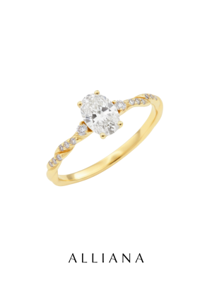 Anillo Nicole en Oro Amarillo 18K con Moissanites